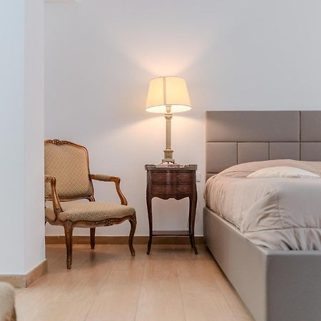 B&B Charme Лечче Екстер'єр фото